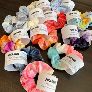 NWT Pool Hair Don't Care Hair Scrunchie Favors, Bachelorette, Beach Part…